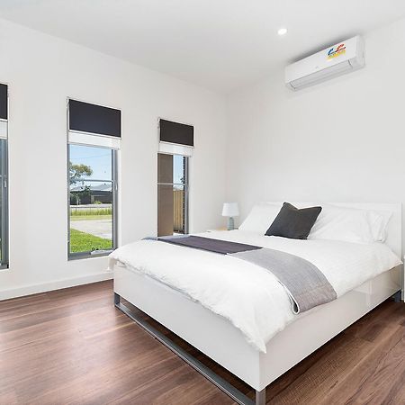 Rosewater Townhouses Dromana Esterno foto