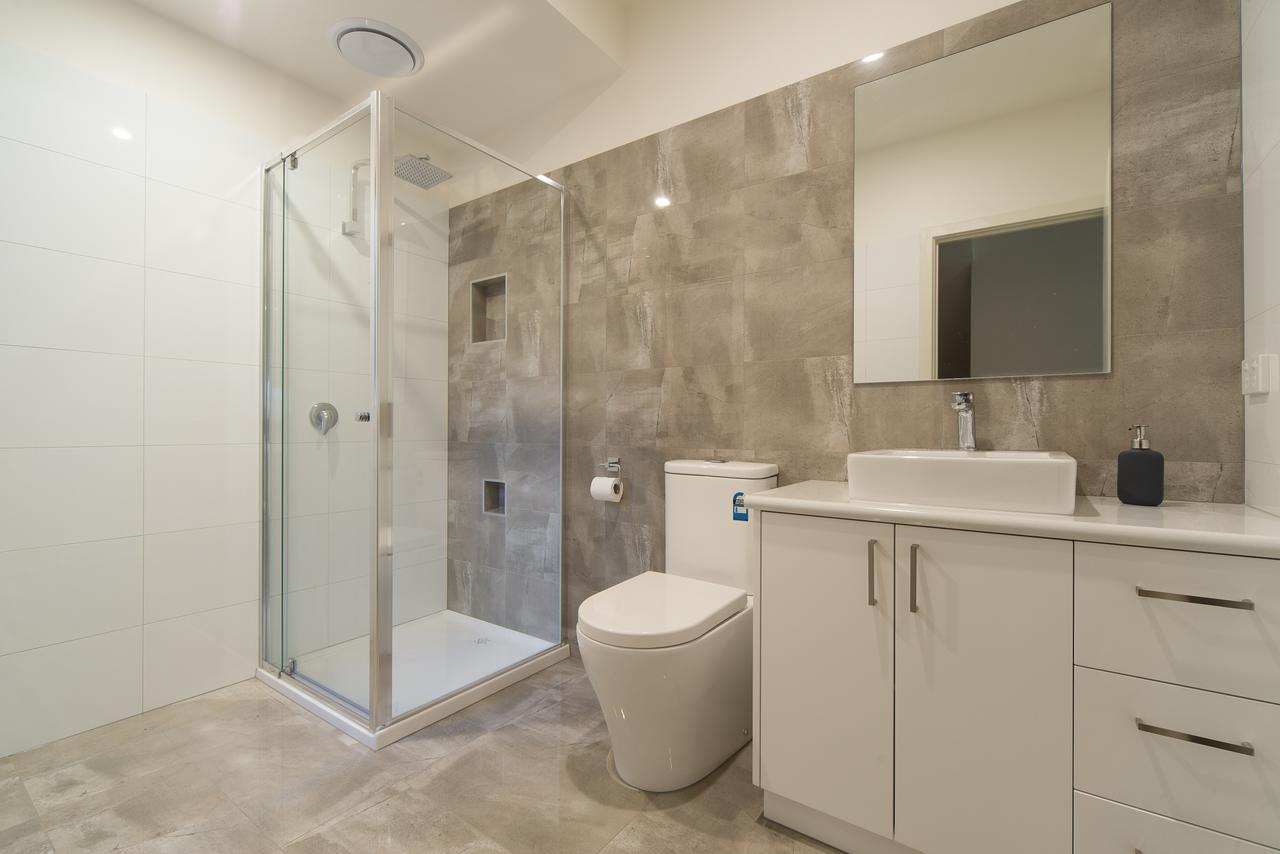Rosewater Townhouses Dromana Esterno foto
